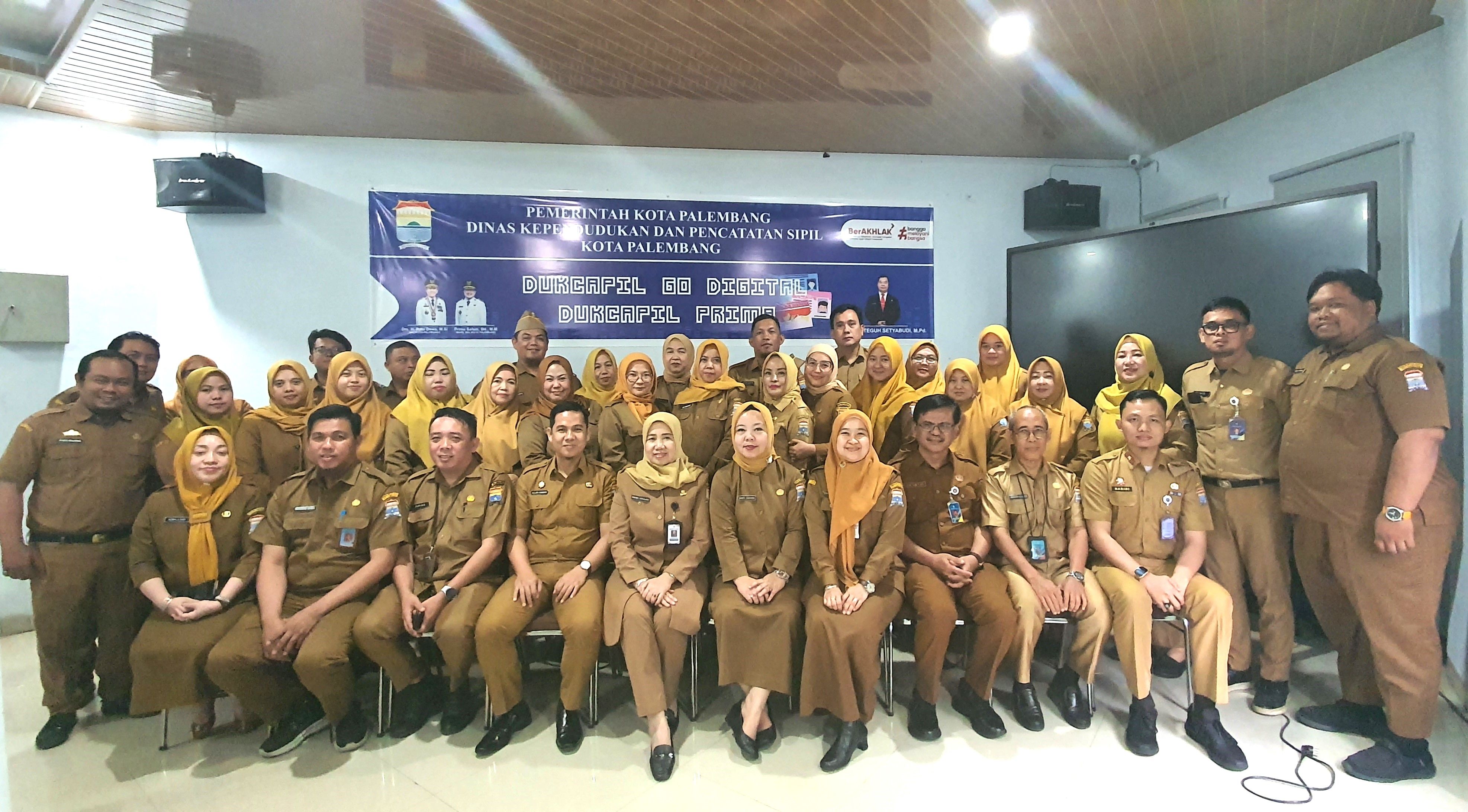 Acara Serah Terima Jabatan Kepala Dinas dan Sekretaris Dinas Kependudukan dan Pencatatan Sipil Kota Palembang